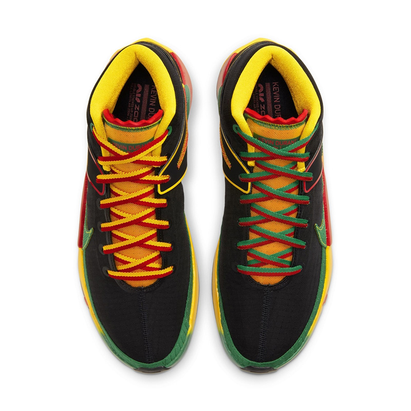 Nike,KD13  KD13 新品曝光！你觉得是圣诞主题，还是牙买加配色？