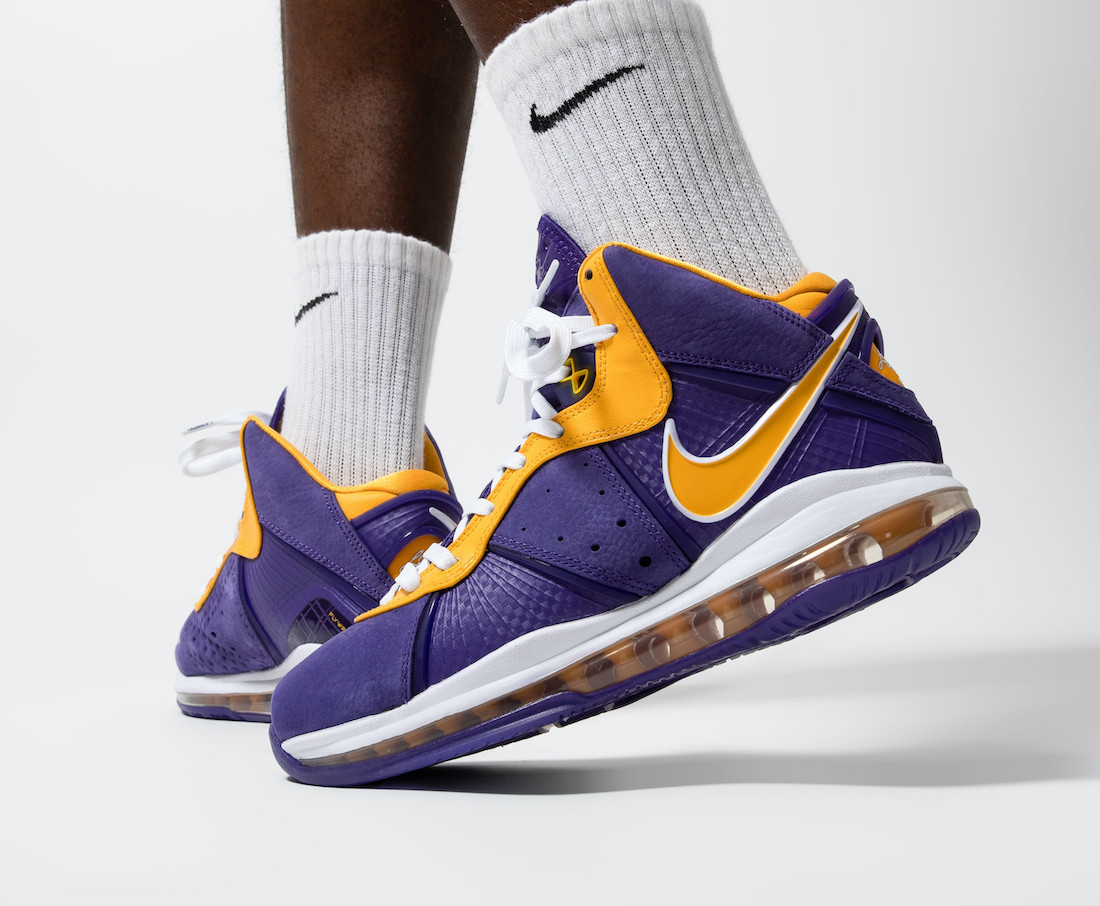 Nike,LeBron 8,Lakers,DC8380-50  上脚效果不一般！湖人配色 LeBron 8 下周二发售！