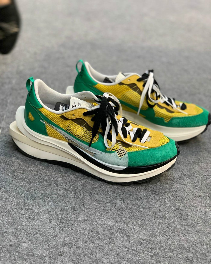 sacai,Nike,VaporWaffle,发售  市价 3500 元！今早第二波 sacai x Nike 你中了吗？