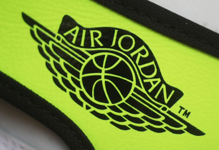 Air Jordan 1 High OG,Volt Gold  黑黄脚趾 AJ1 迎来实物曝光！明年第一双好鞋不能错过！
