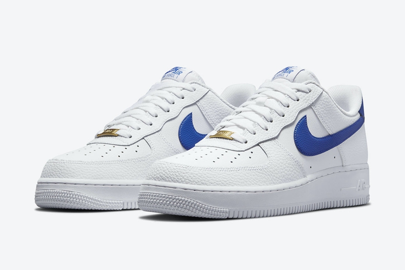 Nike,Air Force 1 Low,DM2845-10  白蓝造型质感满满！全新金扣 AF1 官图曝光！