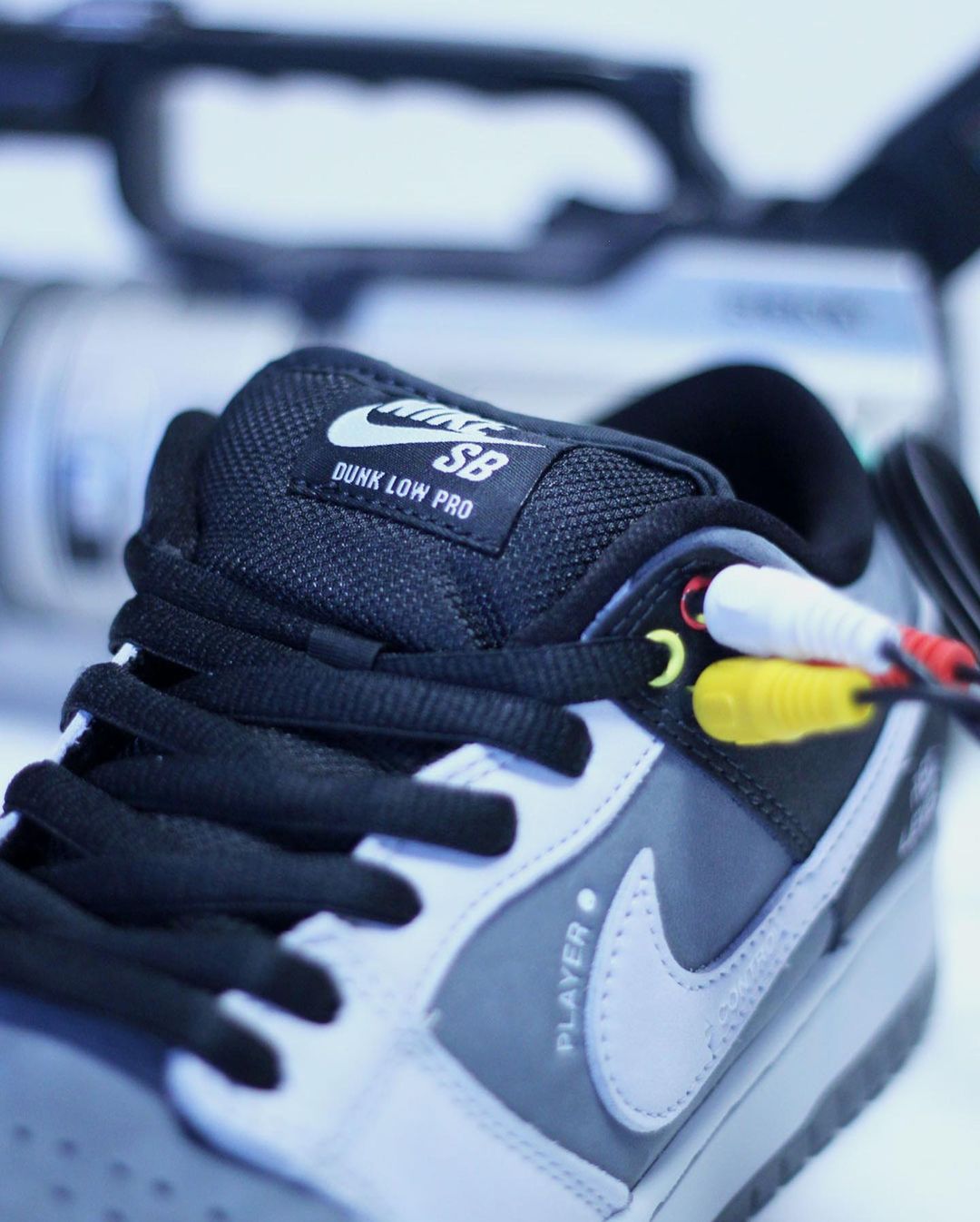 Nike SB,Dunk Low,VX1000 Camcor  市价 1W+！索尼「摄像机」Dunk SB 最新实物美图曝光！