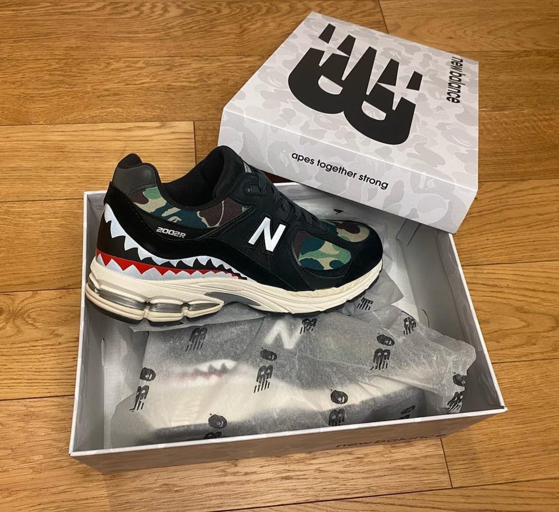 BAPE，New Balance，2002R  融合双方最经典元素！BAPE x New Balance 又凶猛又超吸睛！