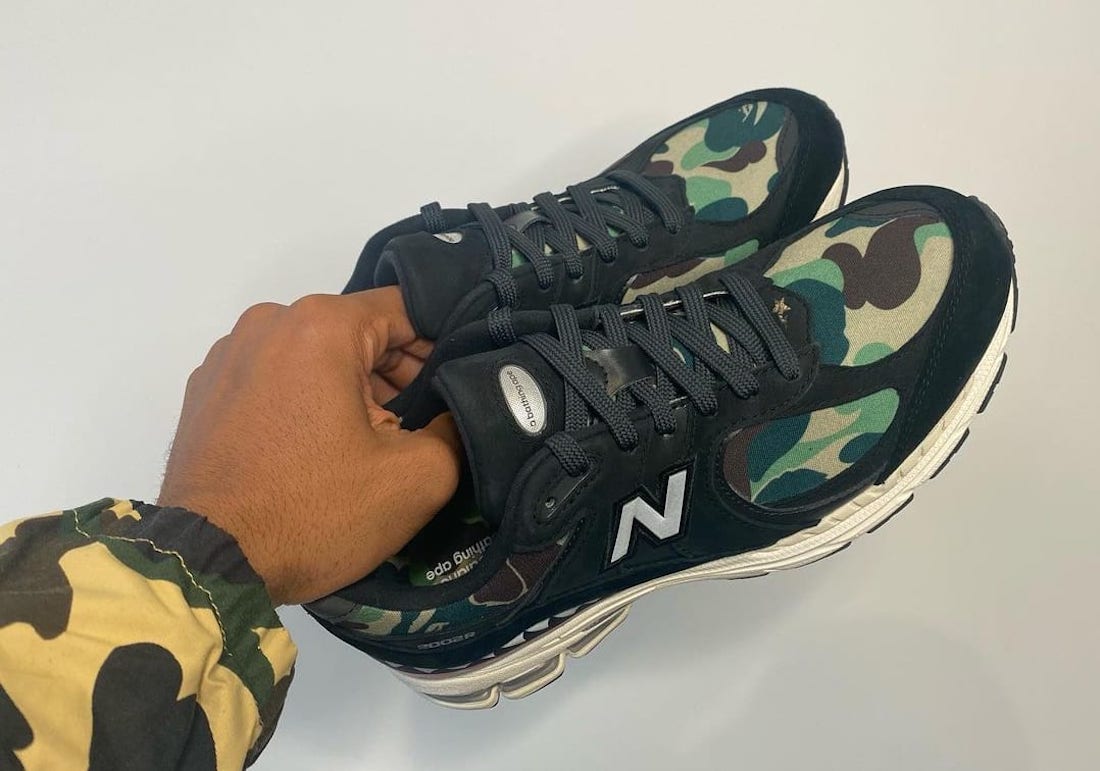 BAPE，New Balance，2002R  融合双方最经典元素！BAPE x New Balance 又凶猛又超吸睛！