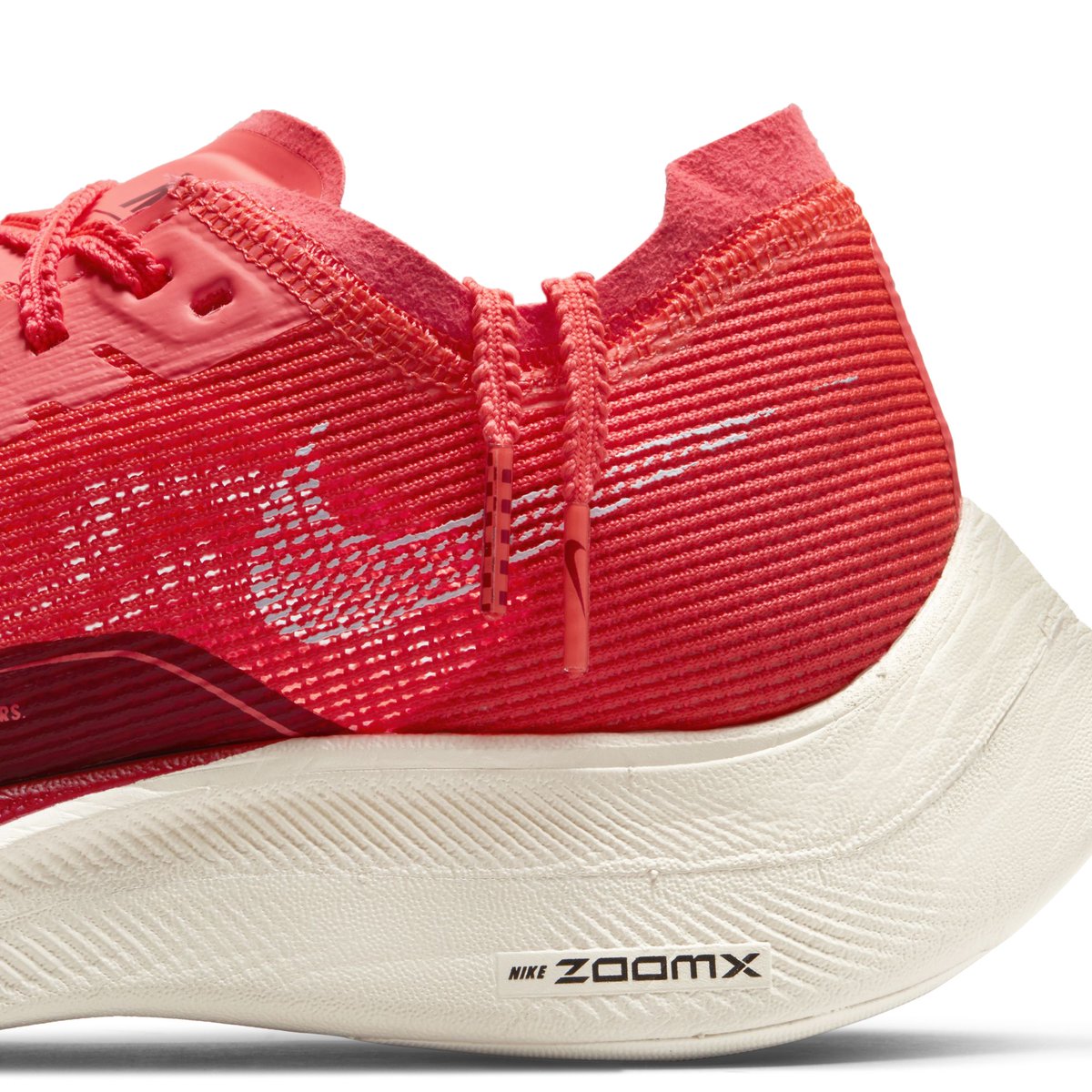 耀眼的一抹红nike旗舰跑鞋next2新配色曝光