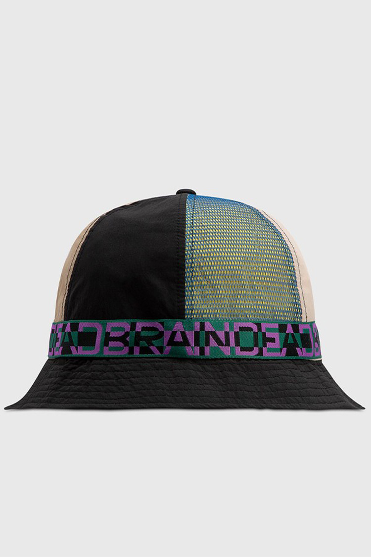 逢出必火的联名宠儿新一季braindead现已发售