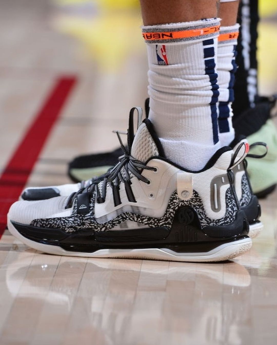 李宁,驭帅 14 42,迈阿密之夜,巴特勒,拉塞尔,戈登  终于盼来了!