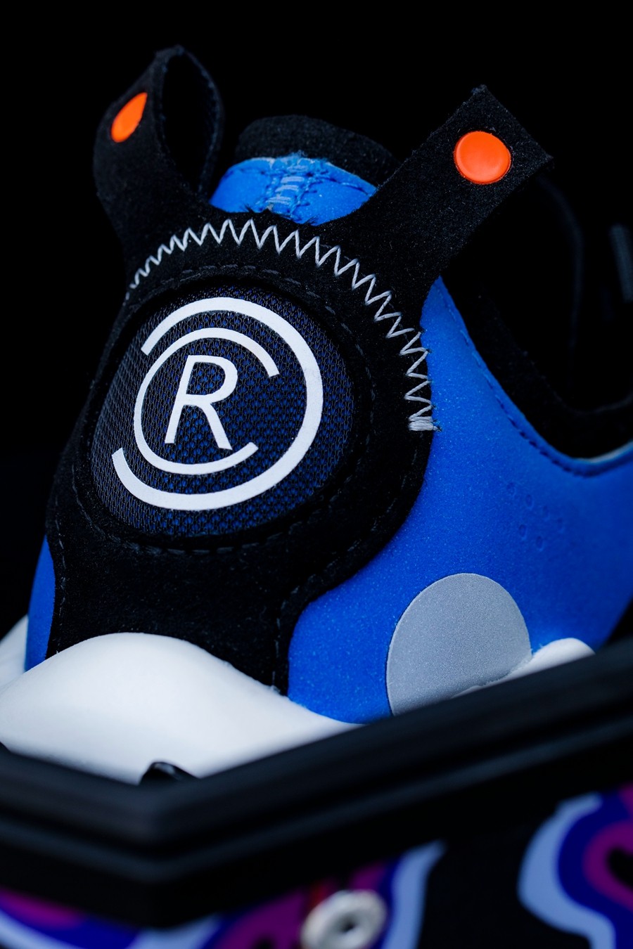 绝影 crc,42,绝影,李宁  重达上百斤!市价小 1w!