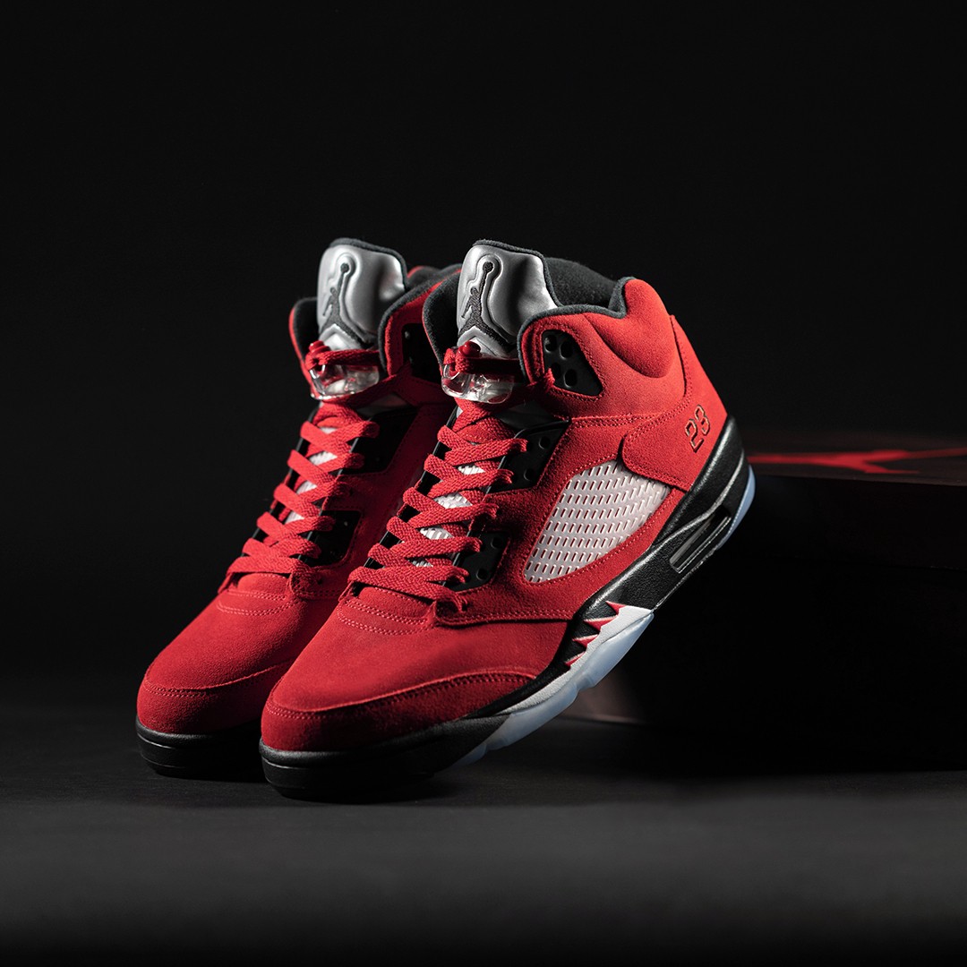 Air Jordan 5,Jordan Brand,Nike  愤怒的公牛回归！Air Jordan 5 “Raging Bull” 即将发售！