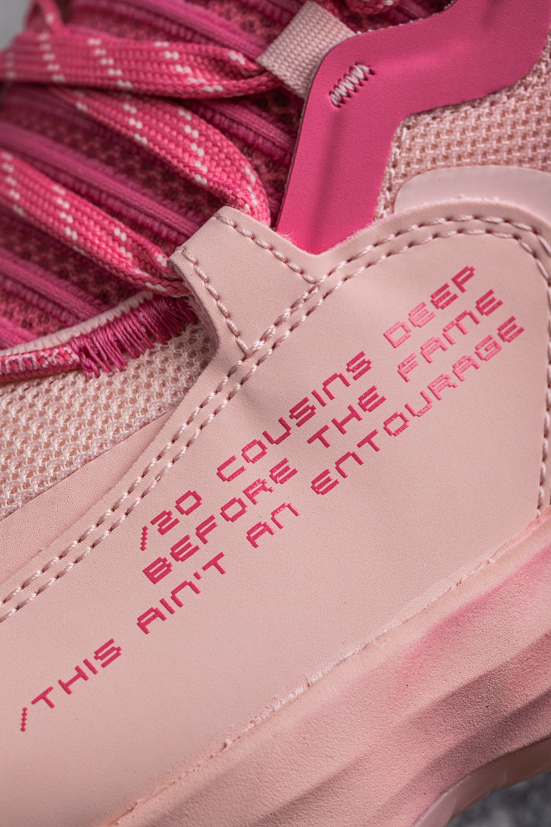 adidias,dame 7,利拉德 「限制级」球鞋见过吗?需要监护人陪同的那种!