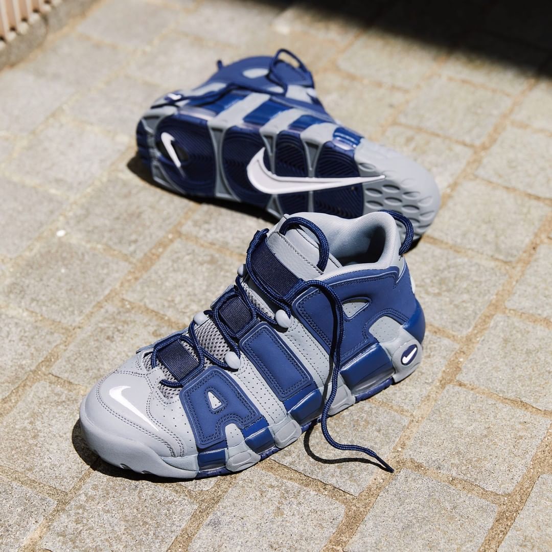 Nike,Air More Uptempo,921948-0  经典蓝色装扮！全新 Nike「大AIR」实物图释出！