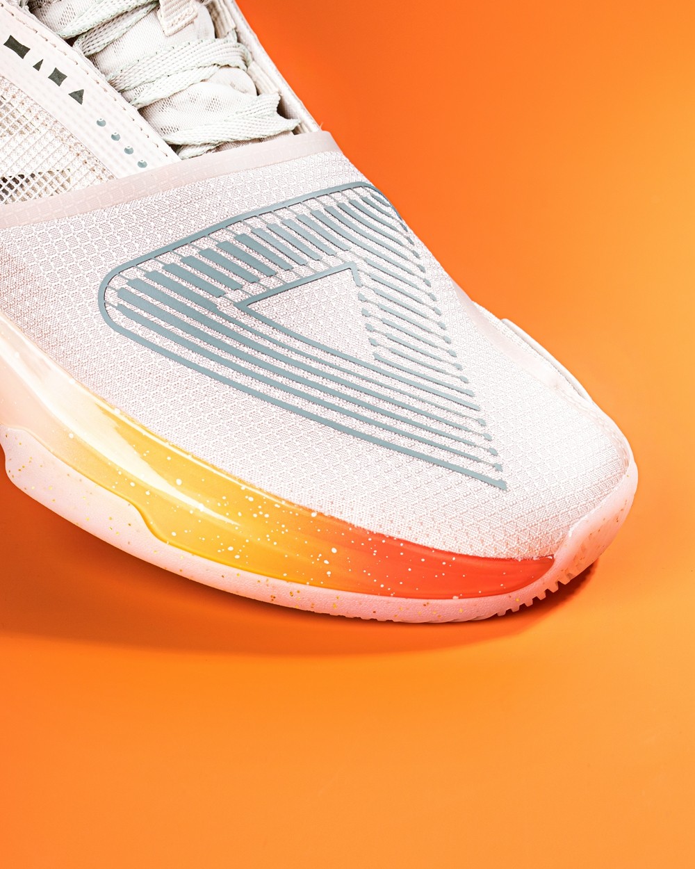 这是五百多能买的鞋匹克进化版大三角全方位升级回归