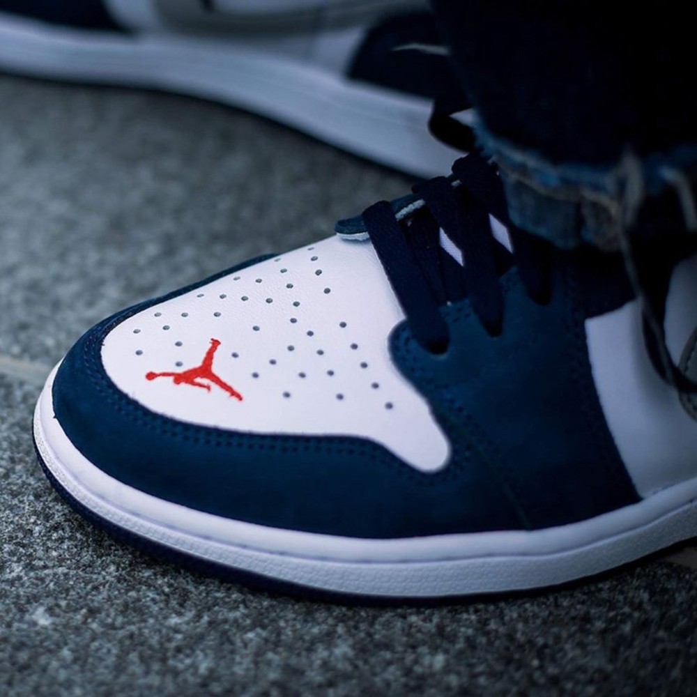 离谱aj1low全线起飞其中一双之前原价现在￥5000