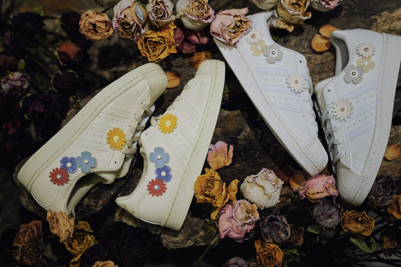 adidas Originals,Superstar,花卉,  这小花也太温柔了！超美的「花卉」Superstar 现已发售！