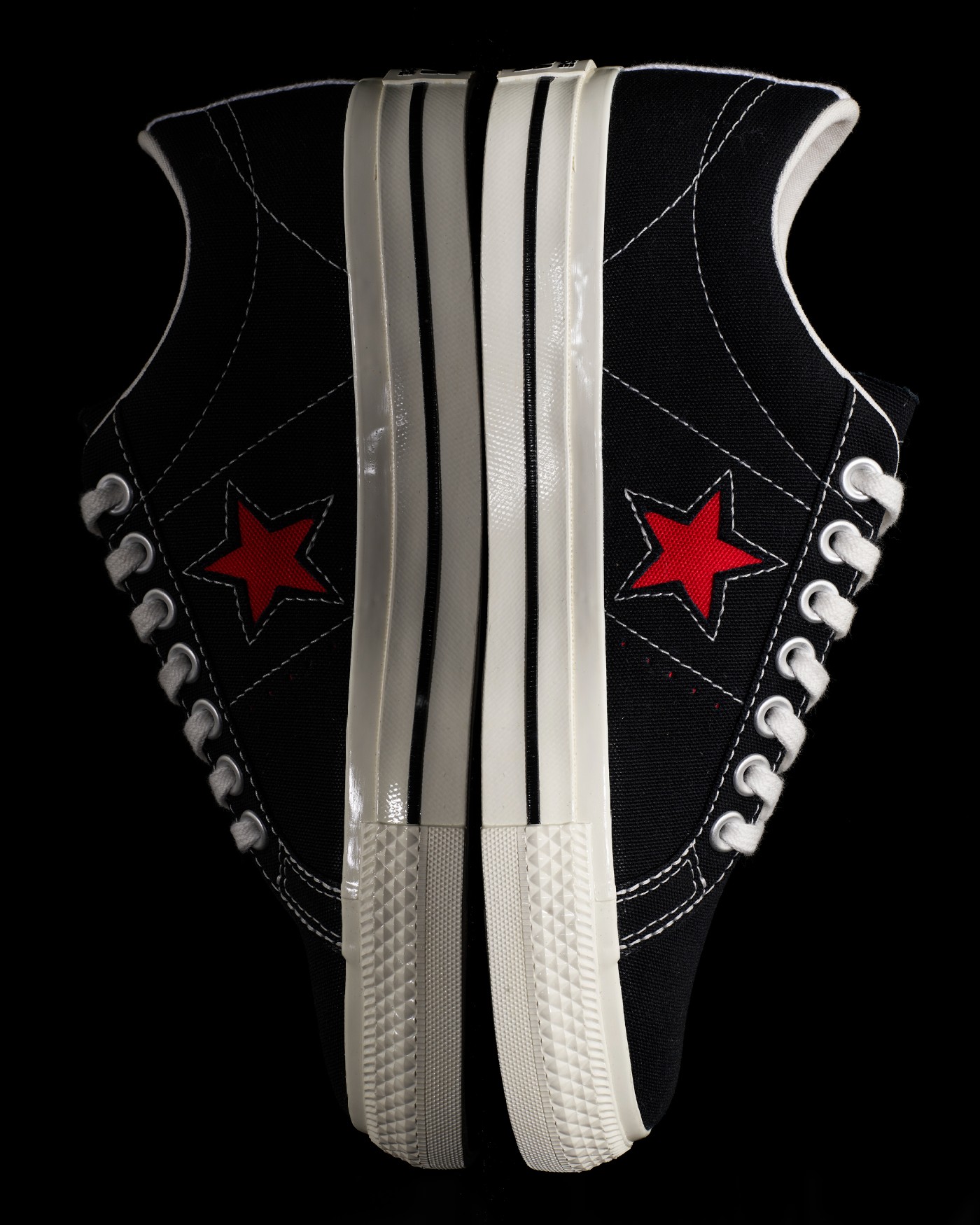 Converse,CDG,One Star,发售  都在穿的「爱心眼」又来了!全新 CDG 联名 One Star 即将发售!