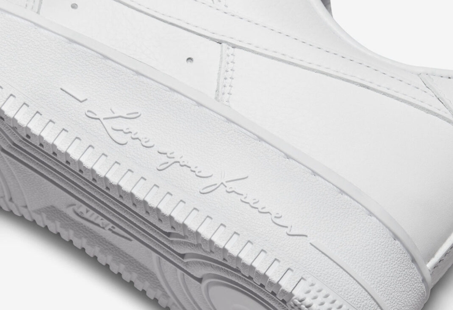 NOCTA,Nike,Air Force 1 Low,Cer  Drake 最新 Nike 联名鞋官图来了！网友：新晋「盖章大师」？