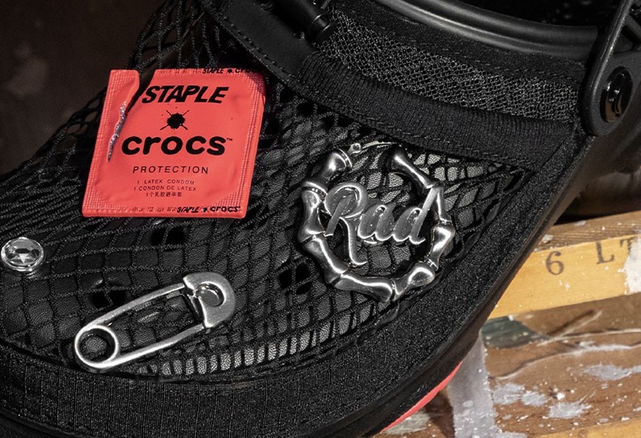 Crocs,STAPLE,发售  米其林鸽子太酷了！STAPLE 联名新鞋开启登记！
