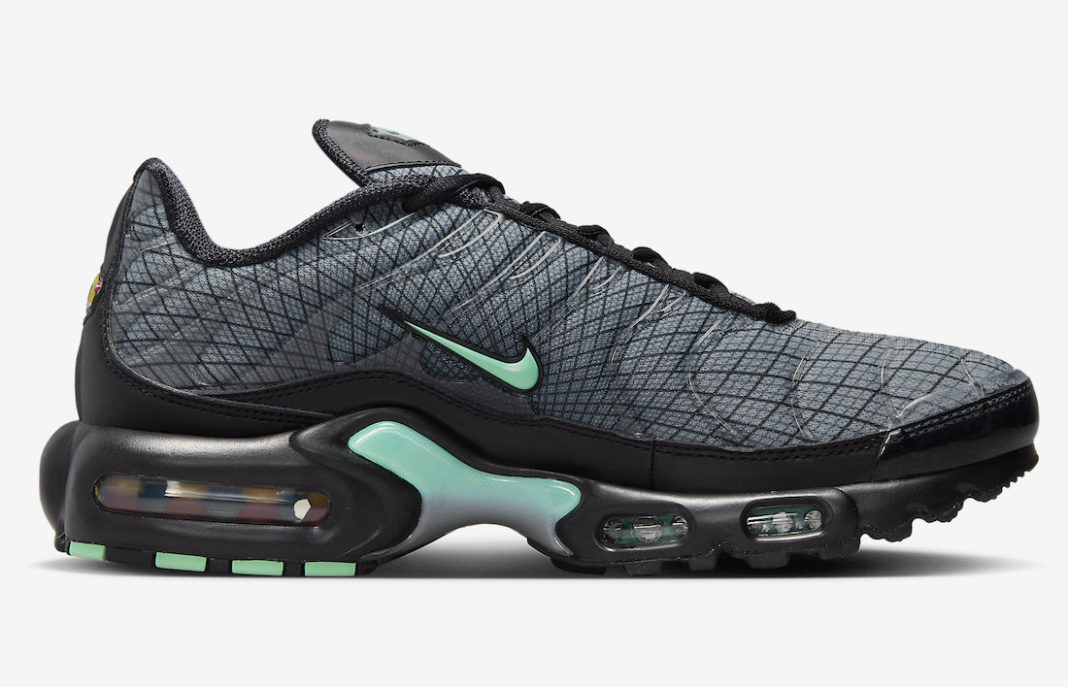 Nike,Air Max Plus,FB3351-001  人见人爱的 Tiffany 主题！新配色 Air Max Plus 官图来了！