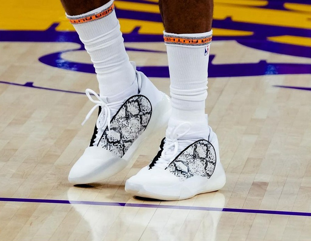 哈登,adidas,Harden Vol.7  哈登亲晒「白蛇纹」哈登 7！网友：还能再帅点儿吗？