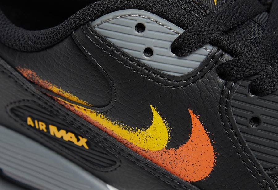 Nike,Air Max 90,FD0657-002  「双钩」Air Max 90 曝光！今年发售！