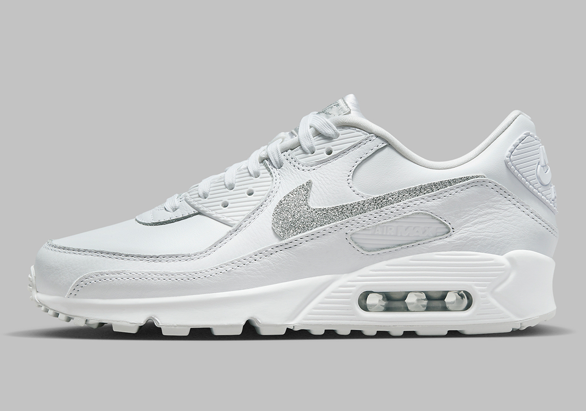 Nike Air Max 90,FJ4579-100  经典百搭！全新 Nike Air Max 90 曝光！