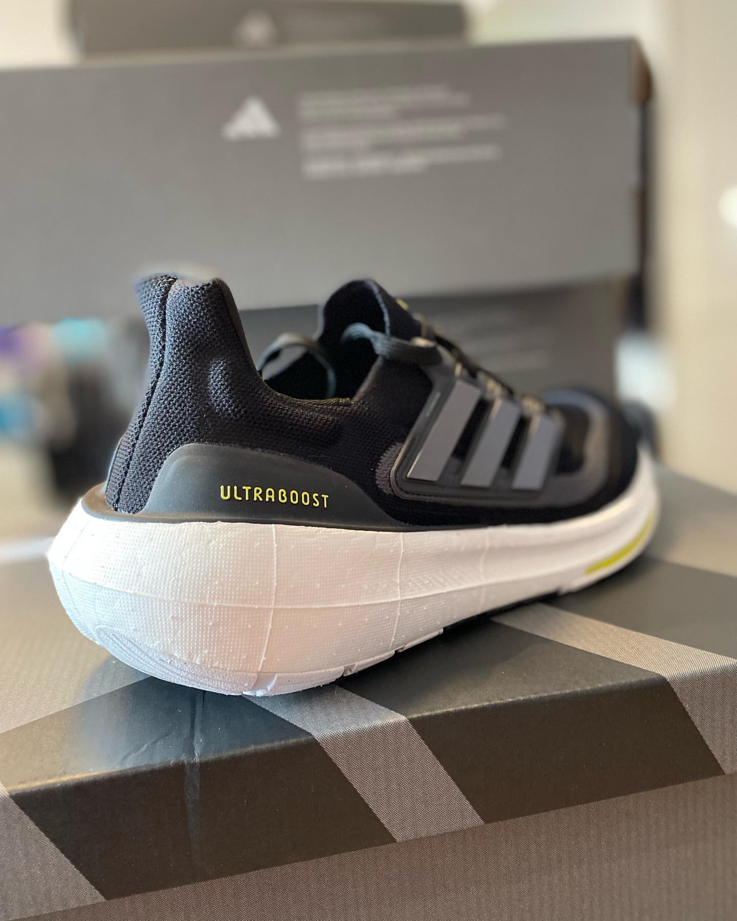 坦克底」Ultra Boost 23 登场！脚感看着就爽！ 球鞋资讯FLIGHTCLUB中文