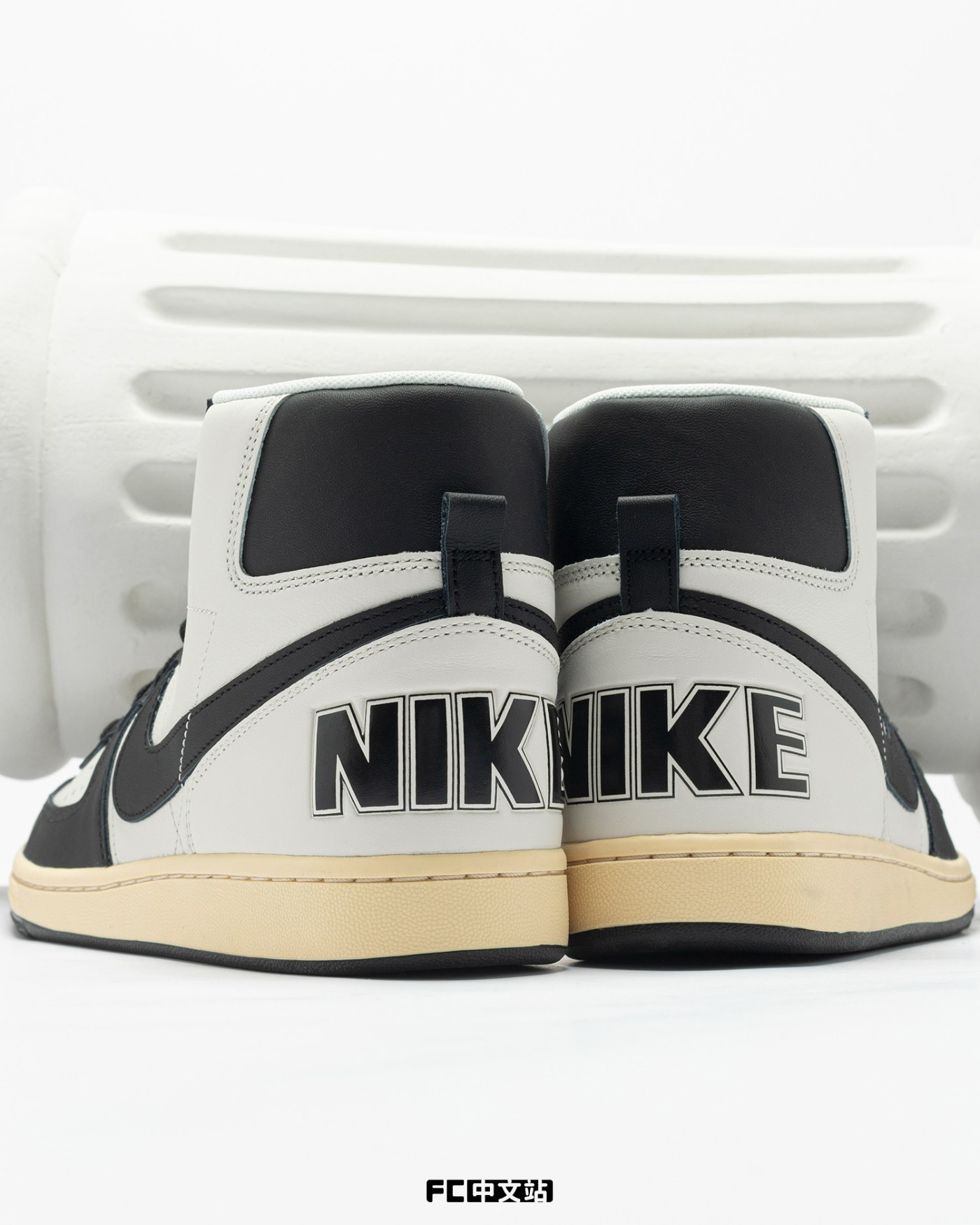 nike雪藏多年的元年战靴悄悄复刻snkrs今早发售你买到了吗