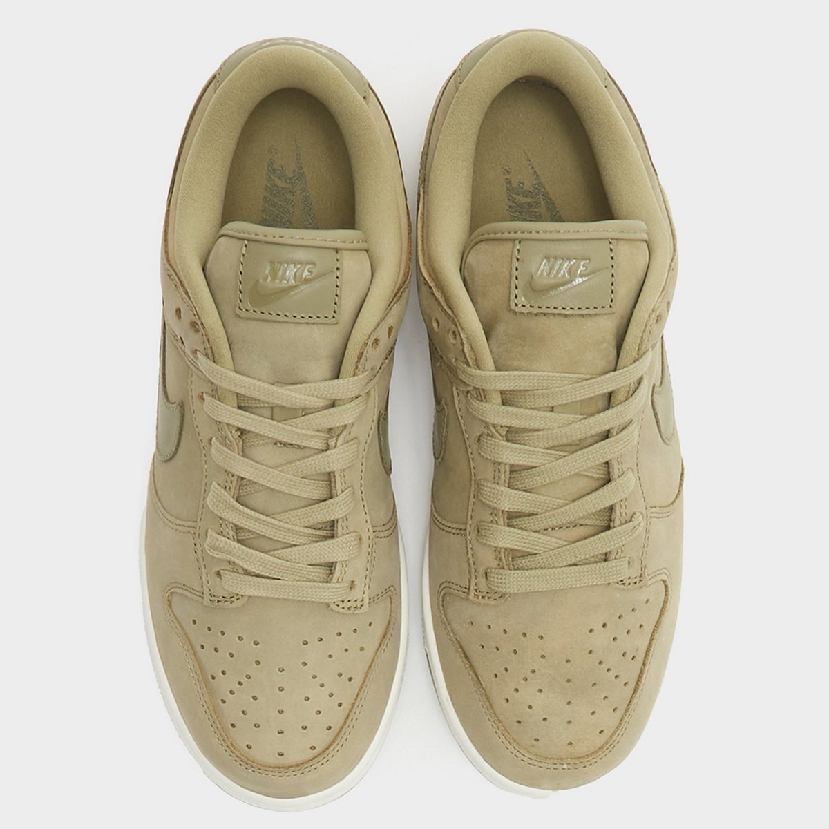 Nike,Dunk Low PRM,Neutral Oliv  硬朗军事风造型！全新配色 Dunk Low 实物图曝光！