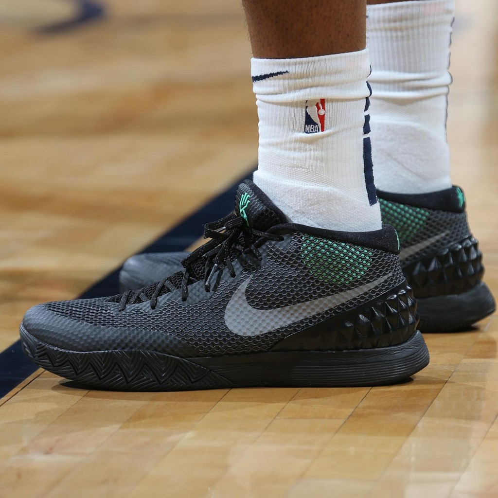 nike kyrie 1 paris