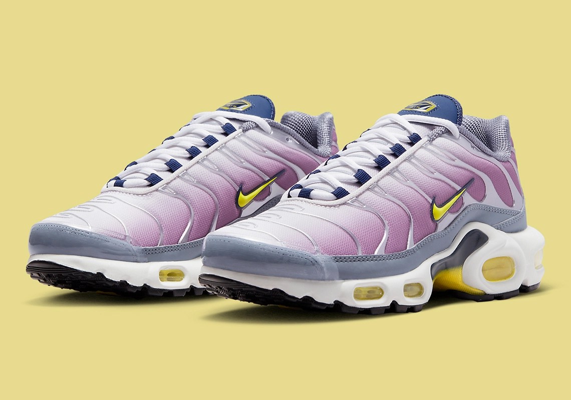 Nike,Air Max Plus,FN8007-500  小姐姐专属！薰衣草 Air Max Plus 太心动！