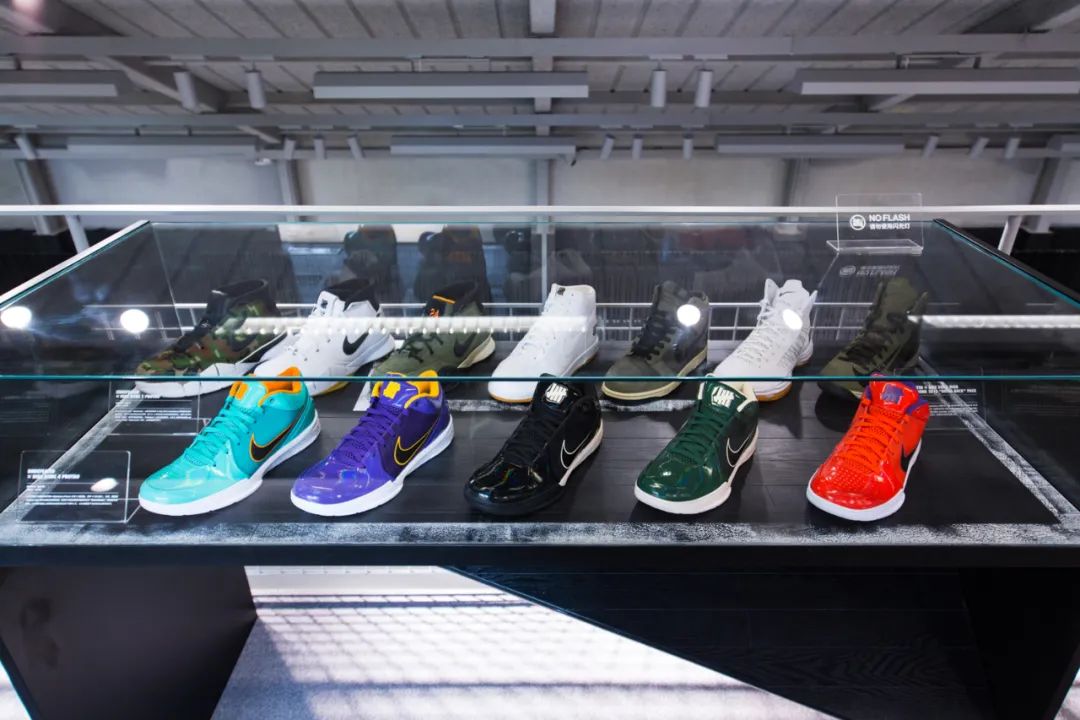 nike kobe 1 bordeaux