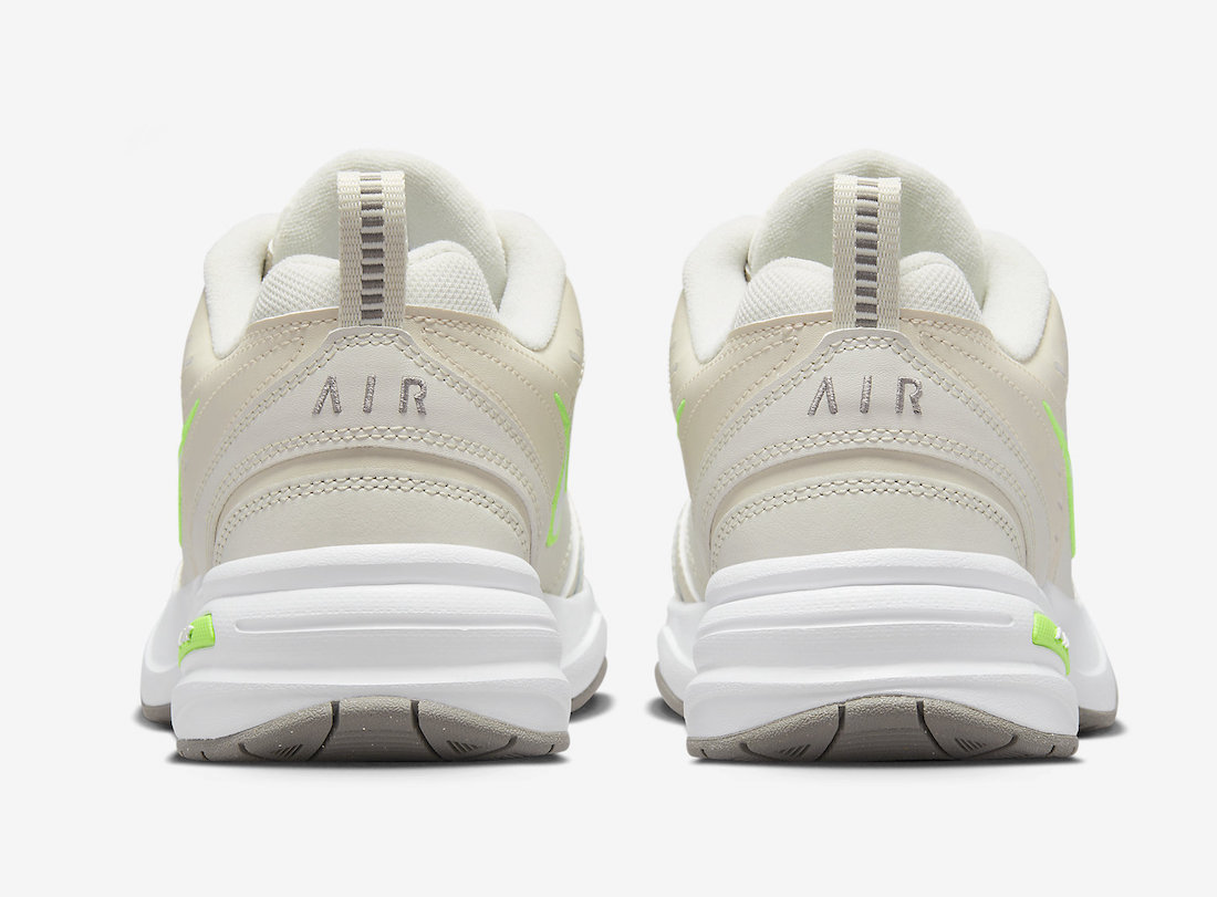 nike,air monarch iv,light bone  简约不失亮眼细节!