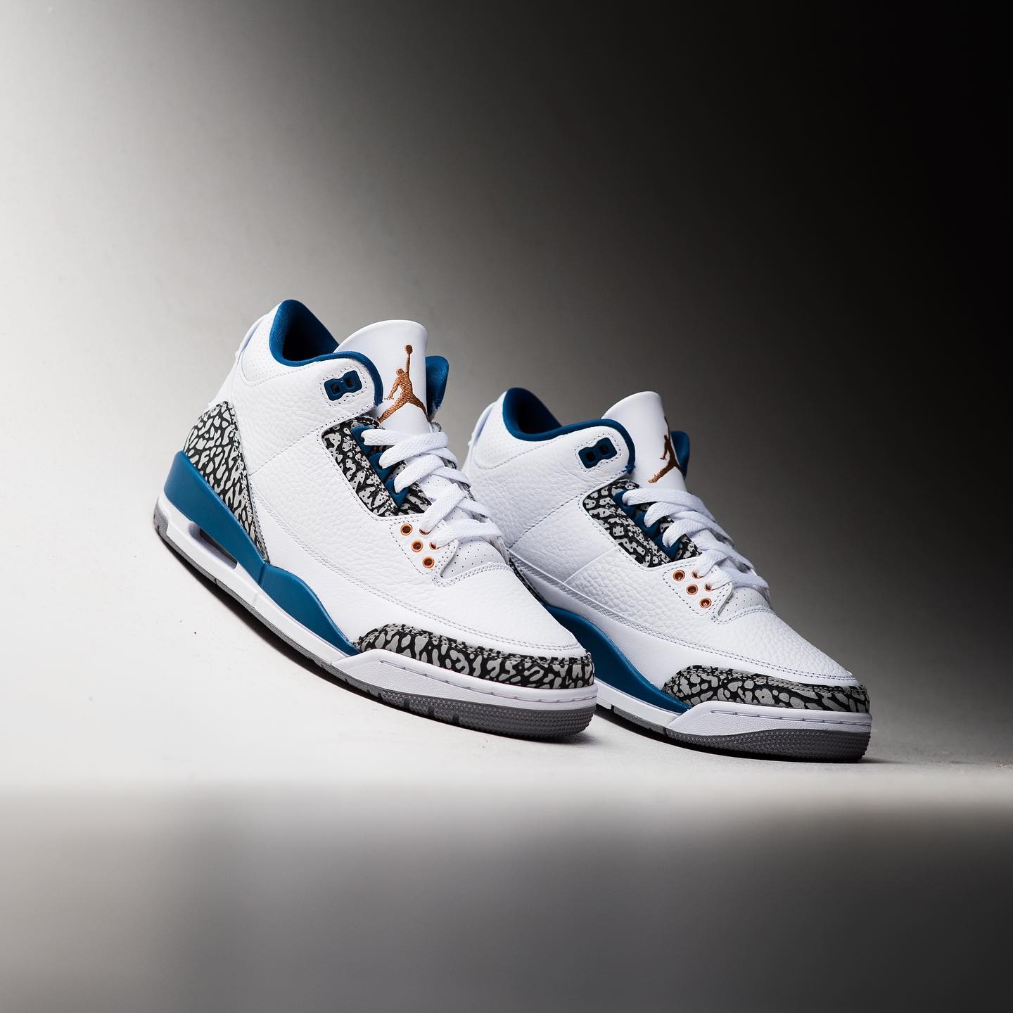 Jordan Brand,Air Jordan 3,Wiza  定好闹钟！超多人在等的「乔丹 PE」本周末登场！