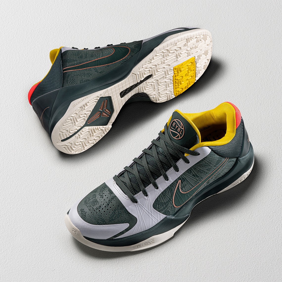 黑曼巴正式回归!之前的「科比战靴」市价咋样了?