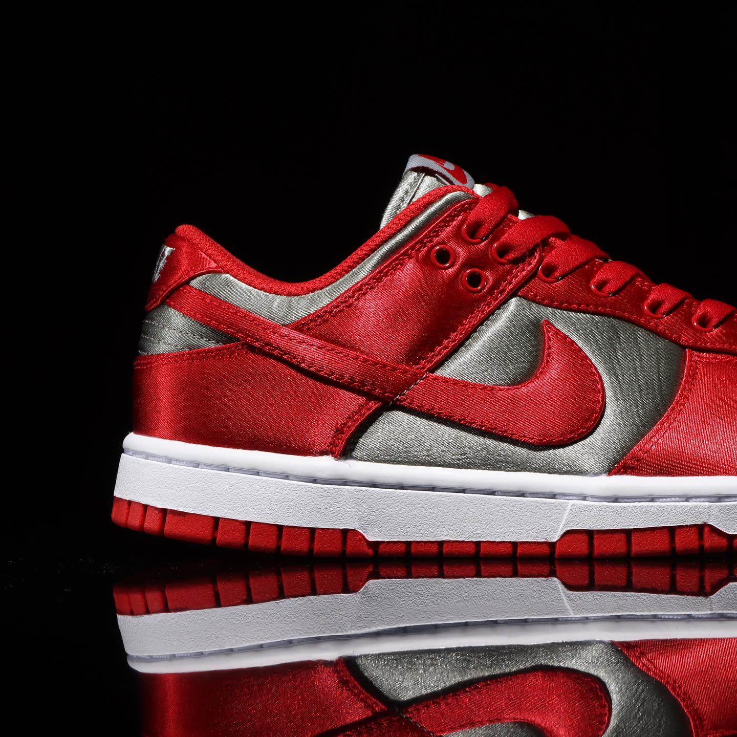 nike全新白丝绸af1即将发售冠希我成替身了