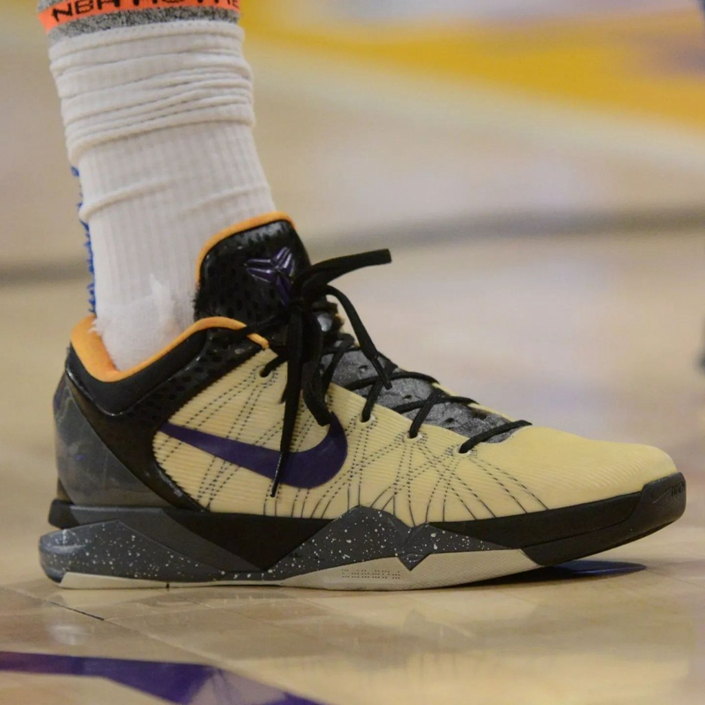 nba,詹姆斯,德罗赞,东契奇,库里,ua,nike,air  哈登上脚「中国配色」