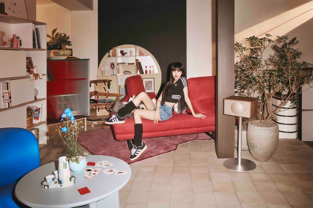 blackpink,adidas originals  blackpink 性感带货!