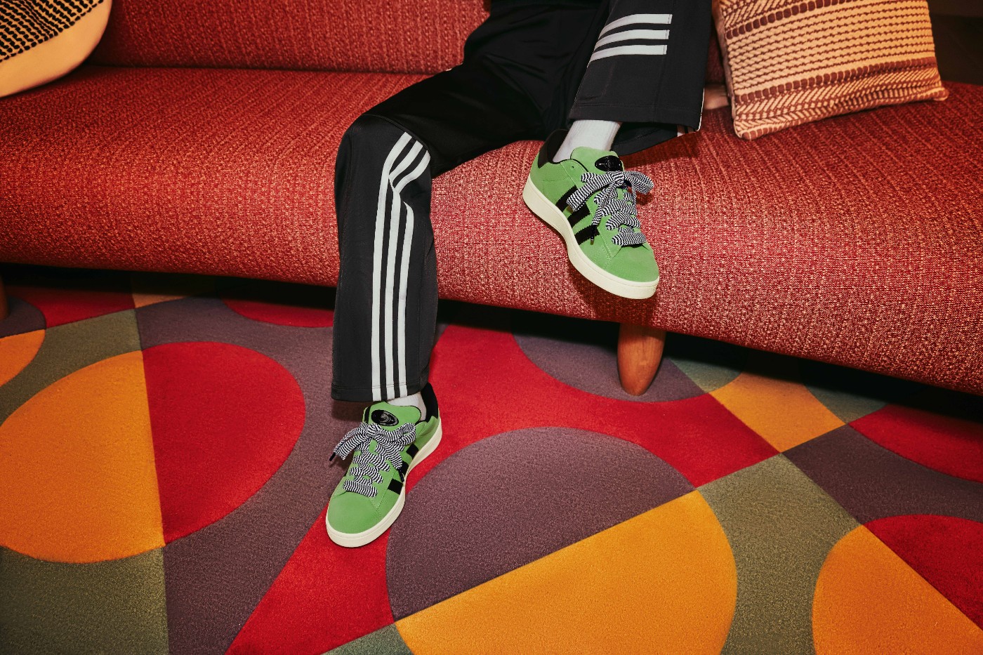 blackpink,adidas originals  blackpink 性感带货!