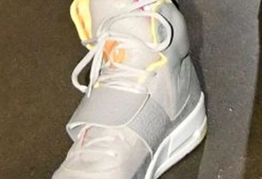 Air Jordan,Nike,adidas  NBA 上脚合集！有人居然穿了 Air Yeezy！
