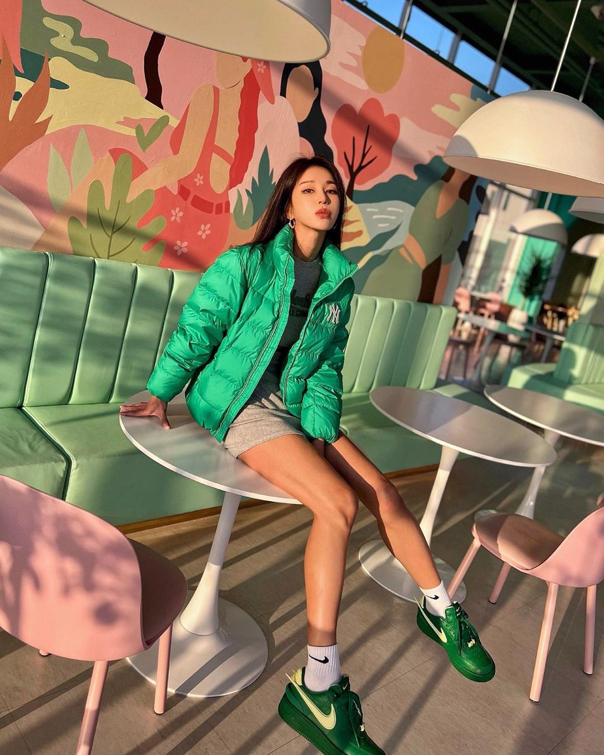 姜泰莉,__yooooona,高允贞,dj siena,球鞋  腰臀比堪比 soda!