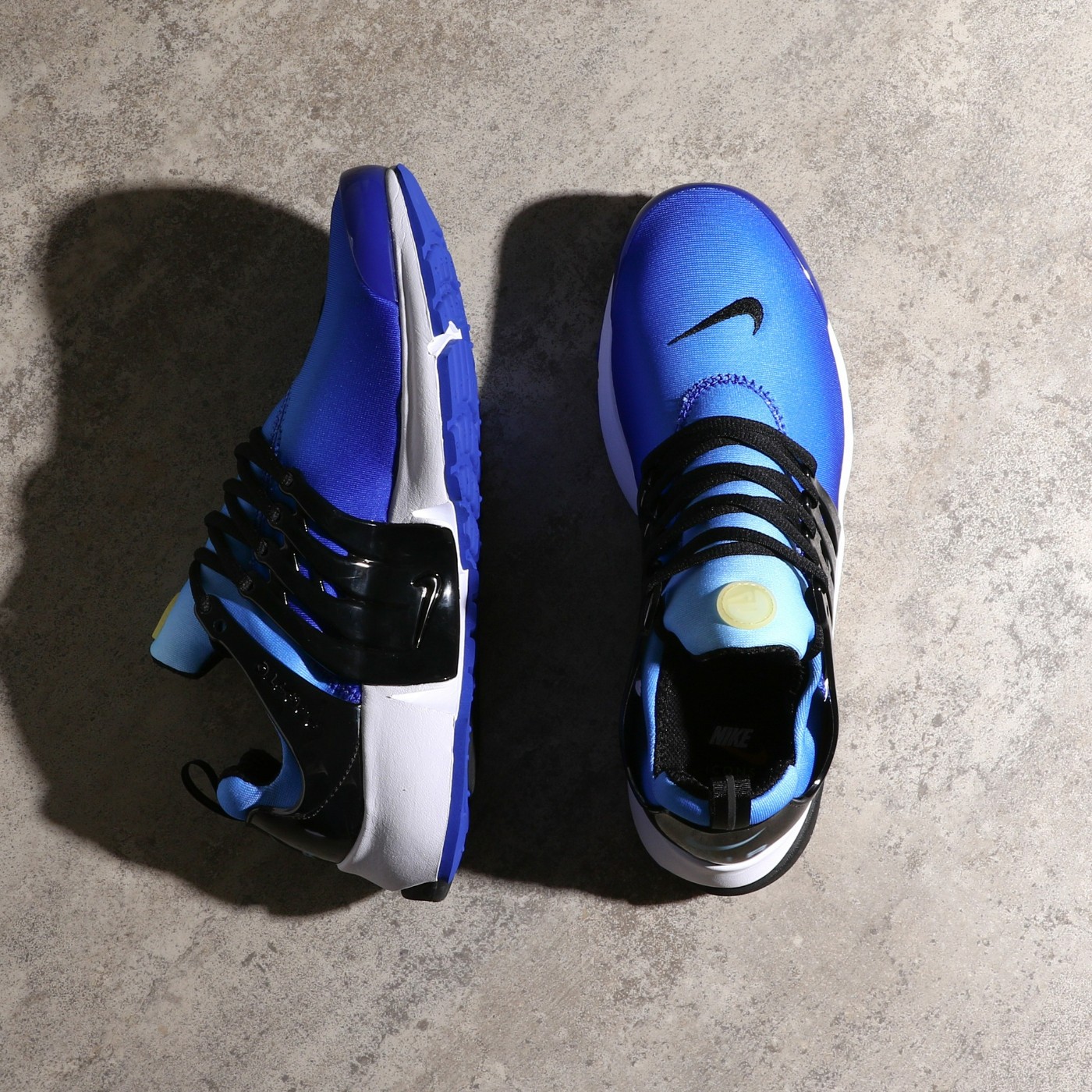 夏天,还得,是,这双,Nike,新,「,黑蓝,」,看着,就,  夏天还得是这双 Nike！新「黑蓝」看着就凉快！