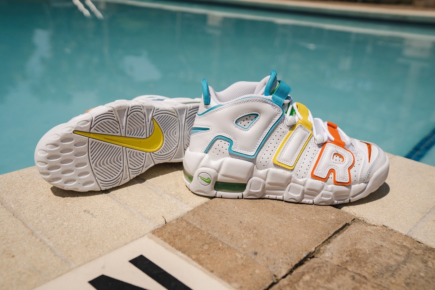 Nike Air More Uptempo  夏日必入 +1！全新「大 AIR」新配色曝光！