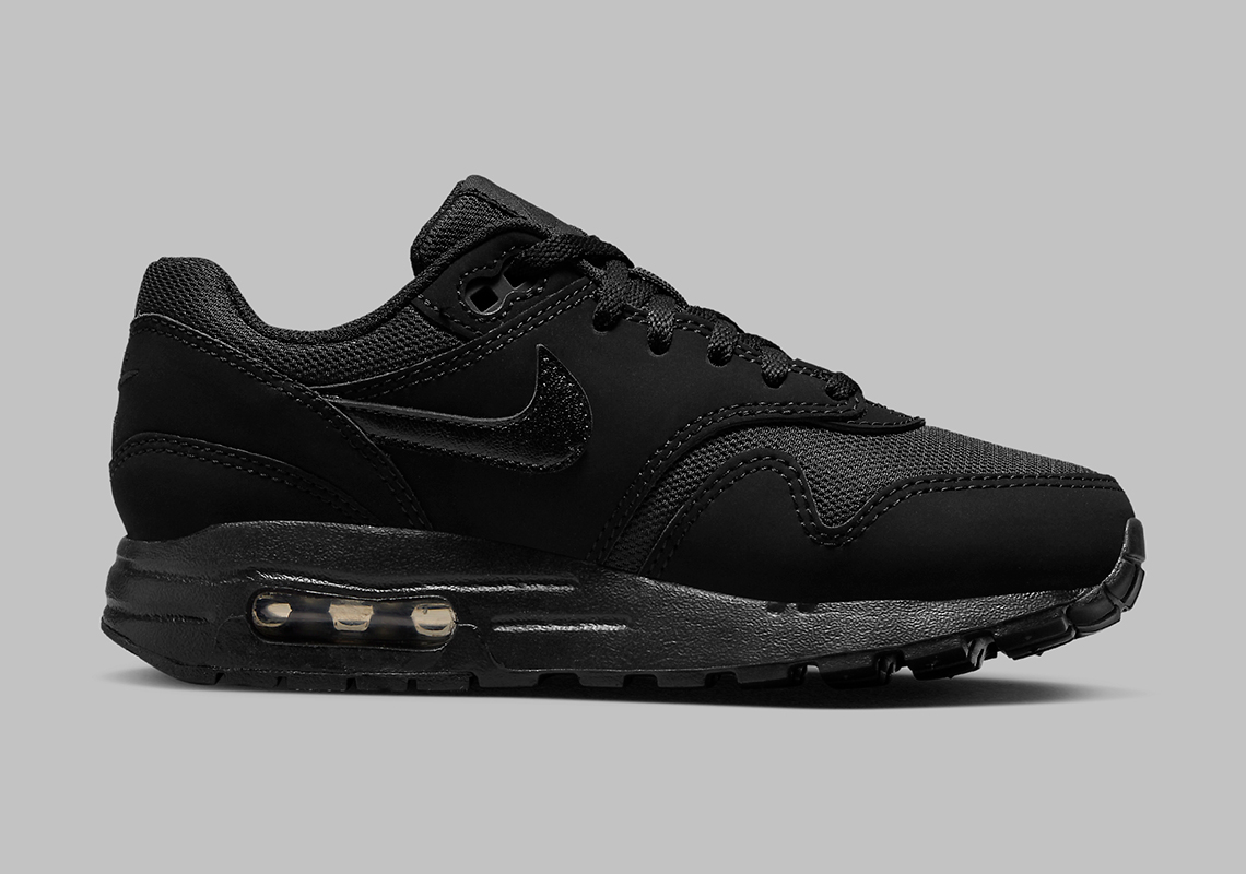 Nike，Air Max 1，DZ3307-001，Trip   「黑武士」装扮！全新 Nike Air Max 1 实物曝光！