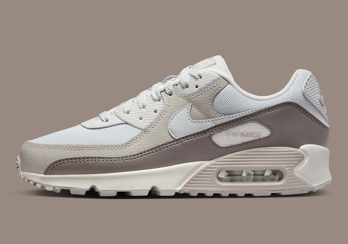 Nike Air Max 90,DZ3522-003  复古百搭！全新 Nike Air Max 90 曝光！