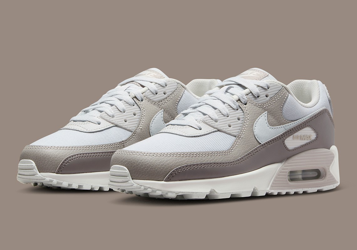 Nike Air Max 90,DZ3522-003  复古百搭！全新 Nike Air Max 90 曝光！