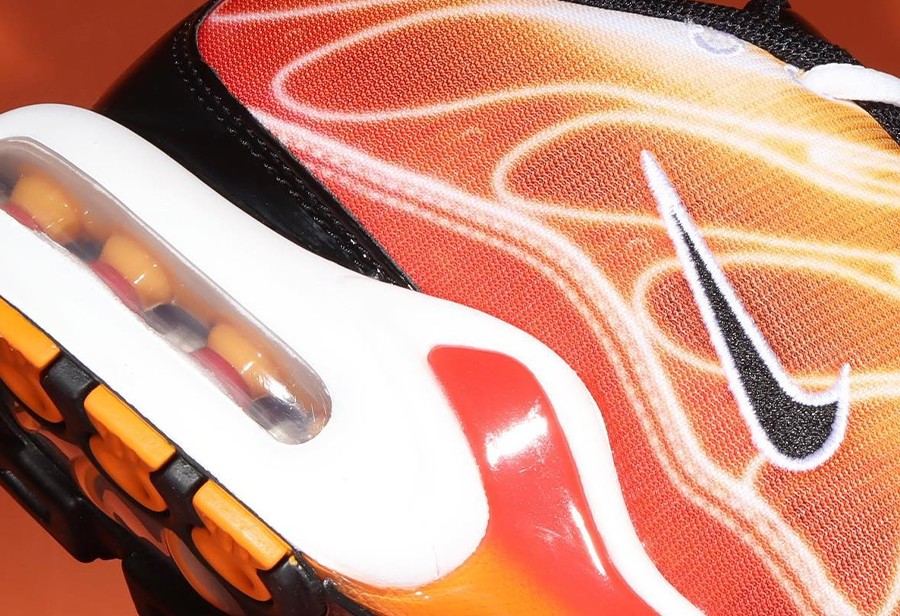 Nike Air Max Plus,Light Photog  全新 Nike Air Max Plus 最新实物曝光！这颜值你打几分？