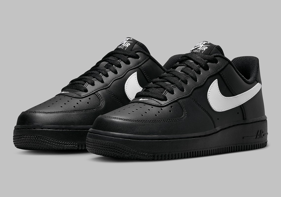 Nike,Air Force 1 Low,FZ0627-01  「黑武士」装扮太酷了！全新配色 Nike AF1 来了！