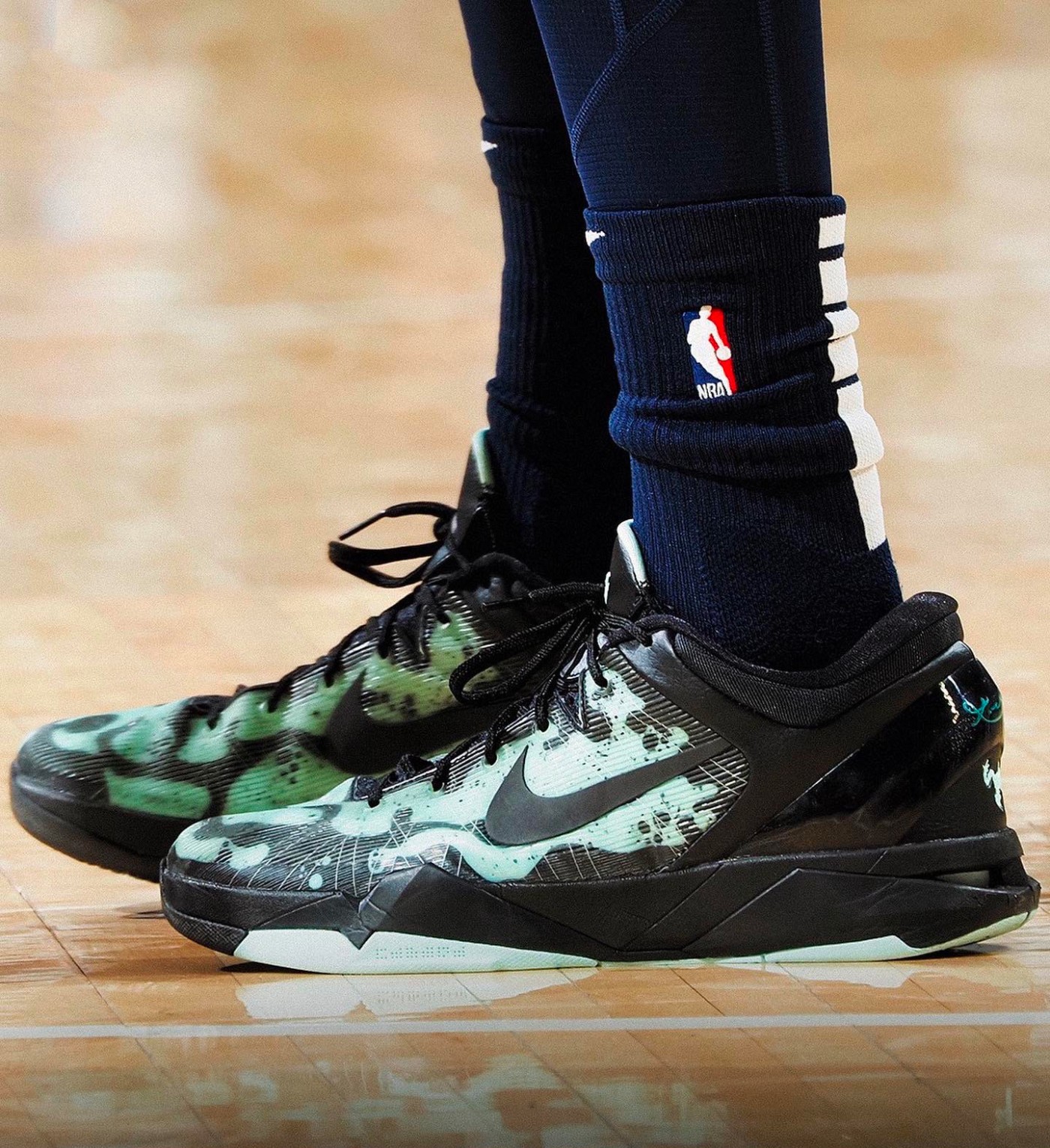 nike,kobe 7,zk7,科比 7  这才是最想要的「科比战靴」!