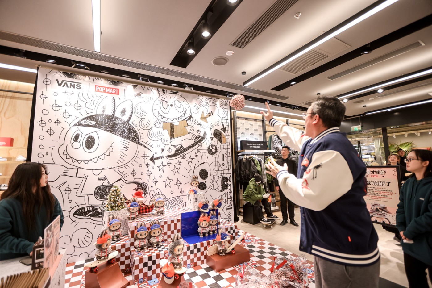 vans华北首家高端支线店正式登陆三里屯太古里