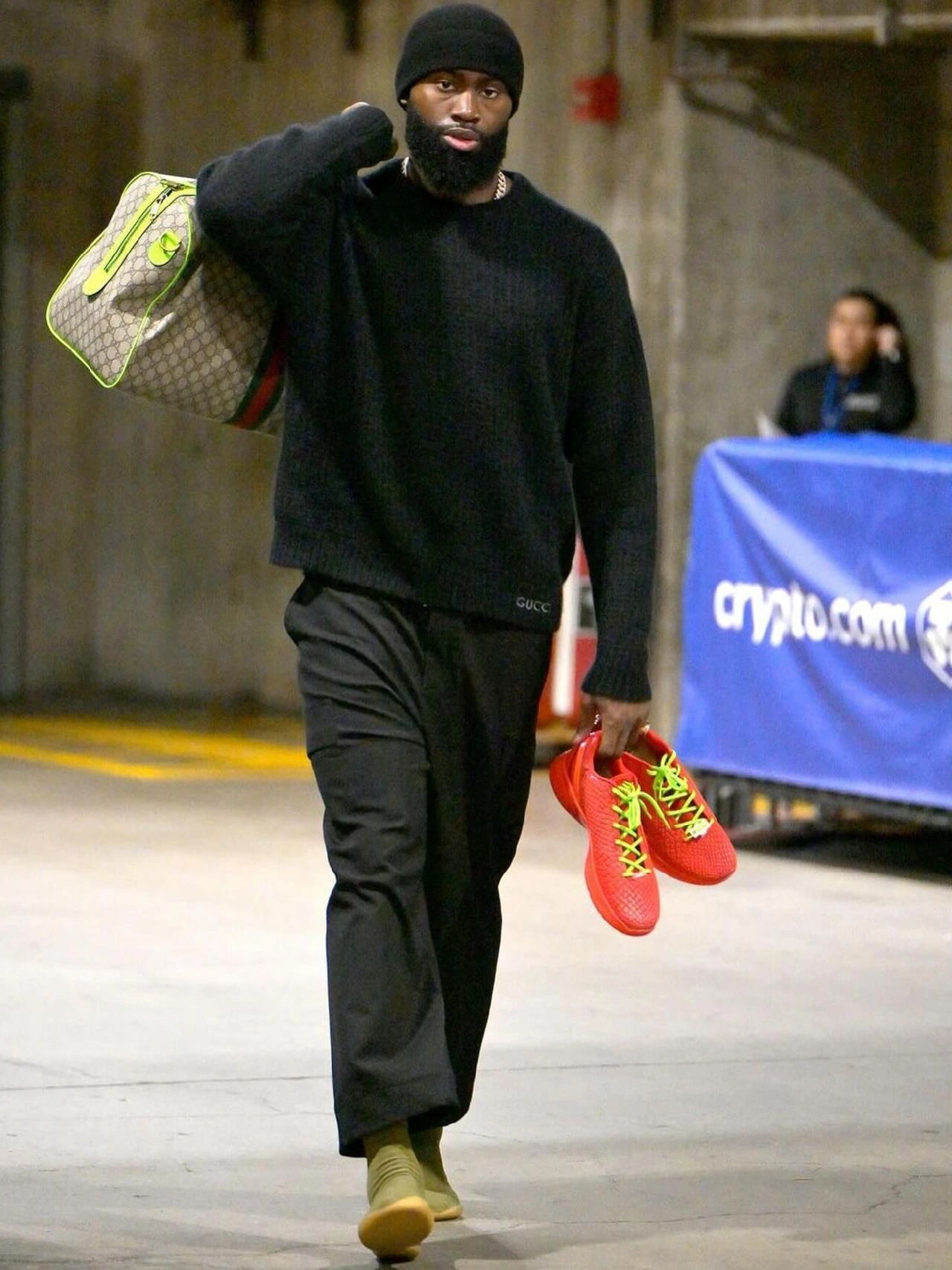 yeezy新鞋登场能这么玩还得是侃爷